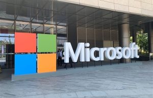  The total market value of Microsoft and Nvidia soared by 175 billion dollars overnight, triggering another investment boom